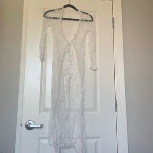White long lace robe